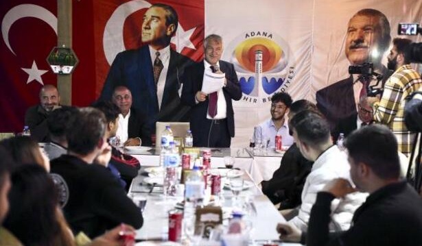 Başkan Karalar öğrencilerle bir araya geldi