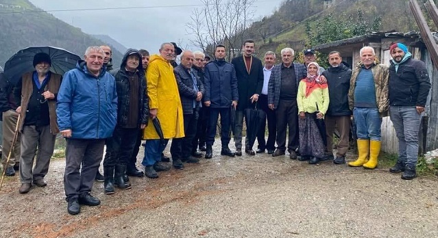 Gürdere Köyünde Yol Sevinci