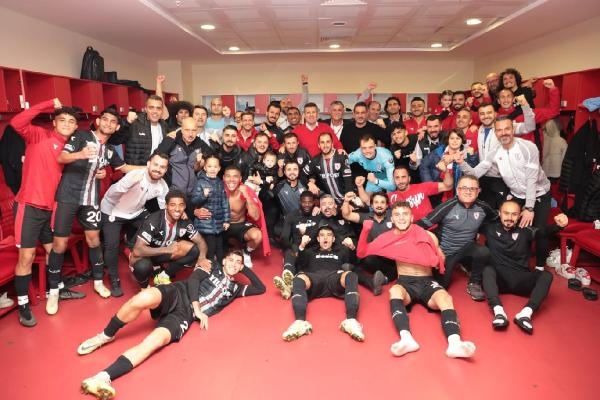Samsunspor,  Denizlispor' yi Farklı geçti: 5-0 