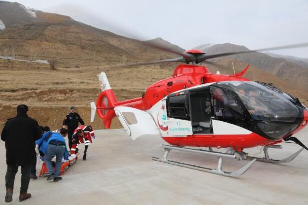 Liseli Hilal 40 dakikalık kalp masajıyla hayata döndürüldü, ambulans helikopterle sevk edildi