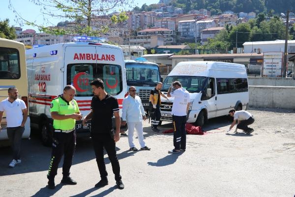 Önüne oturduğu dolmuşun altında kalıp ölmüştü; 'asli' kusurlu bulundu