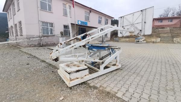 Okul bahçesinde katlanır potaya sıkışan 5 yaşındaki Metehan öldü 