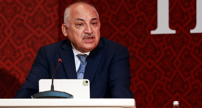 Büyükekşi'den VAR açıklaması