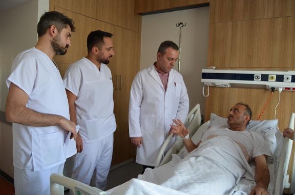 Patoloji teknisyeni, erken teşhis ile kanseri yendi