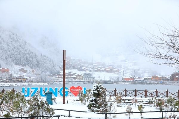Uzungöl'de kar güzelliği