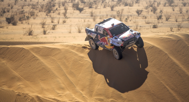 Dakar Rallisi Suudi Arabistan'da başlıyor