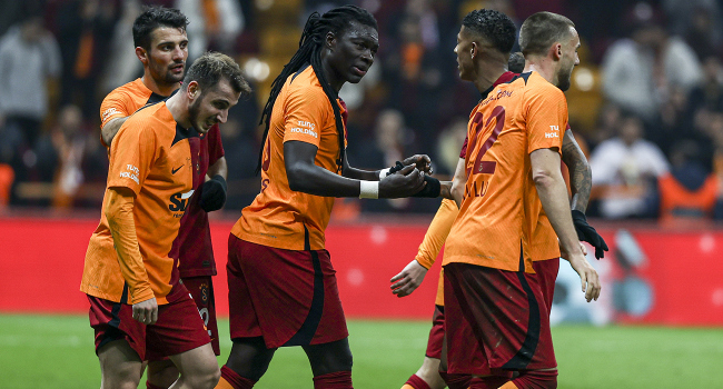 Gomis attı, Galatasaray turladı