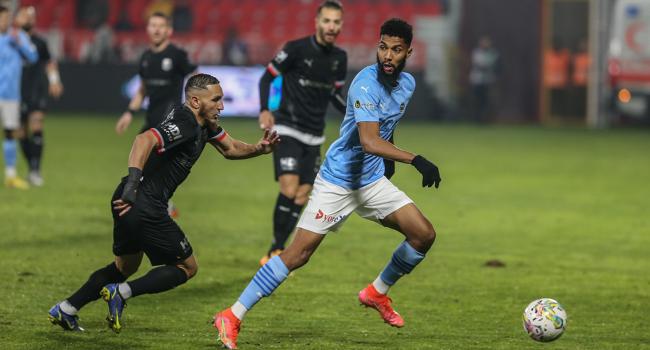 Ne Pendikspor ne Manisa FK