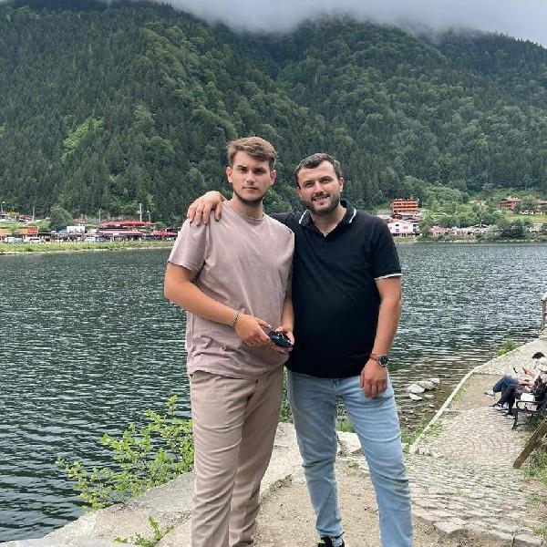 Paris’te öldürülen üniversiteli Akın’ın ağabeyi: Katil hesabını mutlaka verecektir