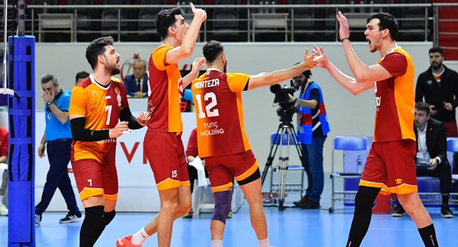 Galatasaray HDI Sigorta evinde mutlu