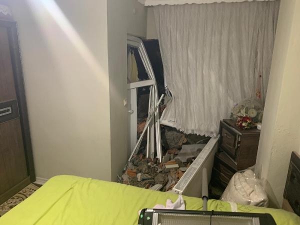 Samsun’da heyelanda dairenin duvarı yıkıldı