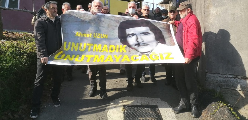 Rizeli devrimci Ahmet Uzun, mezarı başında anıldı