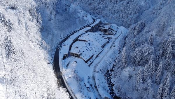 Turizm sezonuna yetişecek; Ayder Yaylası'nda trafiği çözecek otopark mayısta açılıyor