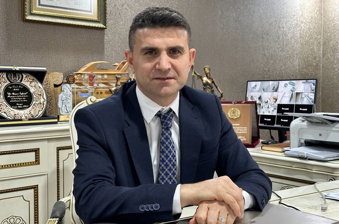 Baro Başkanı Peçe, Paris Yolcusu