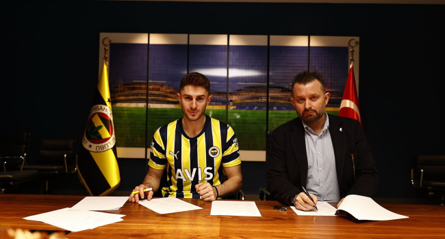 İsmail Yüksek, 2027'ye kadar Fenerbahçe'de