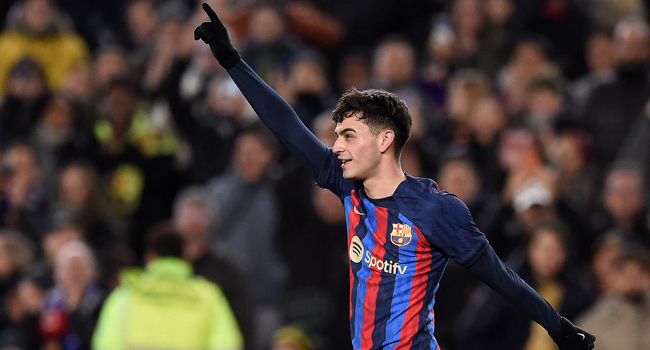 Barcelona tek golle zirveye tutundu