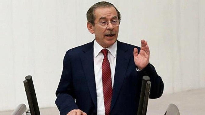 Abdüllatif Şener kimdir? Mevzular Açık Mikrofon Abdüllatif Şener kimdir? Biyografisi ve siyasi kariyeri!
