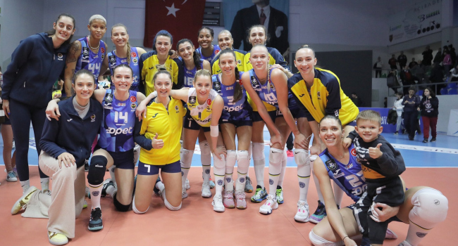 Fenerbahçe Opet, Sarıyer'e set vermedi