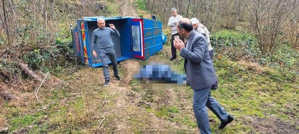 Ordu'da patpat devrildi; sürücü öldü