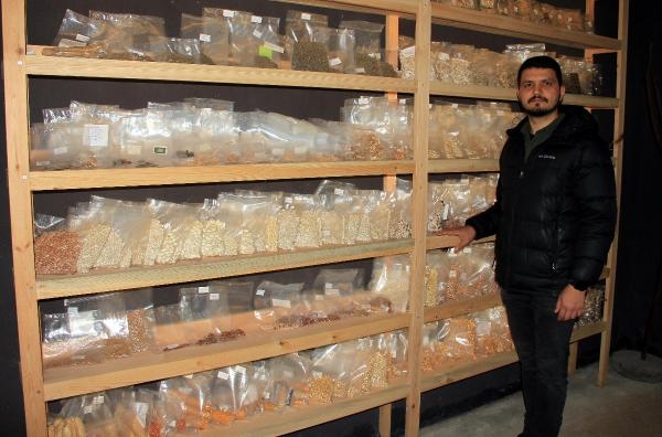 Akademisyen aşçının 'ata tohumu' ambarı