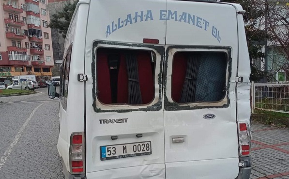 Rize’de Kaza 6 Yaralı var