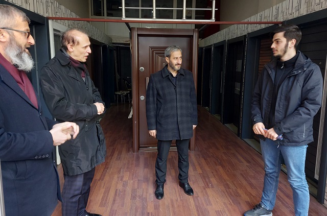 Bankalara Muhtaç Hâle Getirdiler