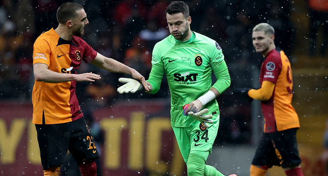 Galibiyeti Muslera'ya armağan ediyorum