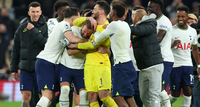 Harry Kane'den tarihi gol