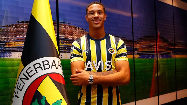 Fenerbahçeli Jayden Oosterwolde'yi eski hocası anlattı! Övgü dolu sözler; 'Güçlü, hızlı ve dinamik'