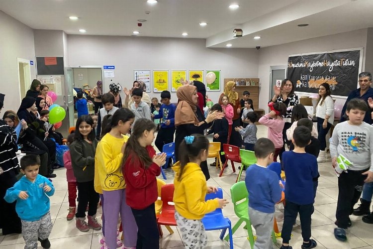 Deprem çocuklarına Kayseri'den psikolojik destek