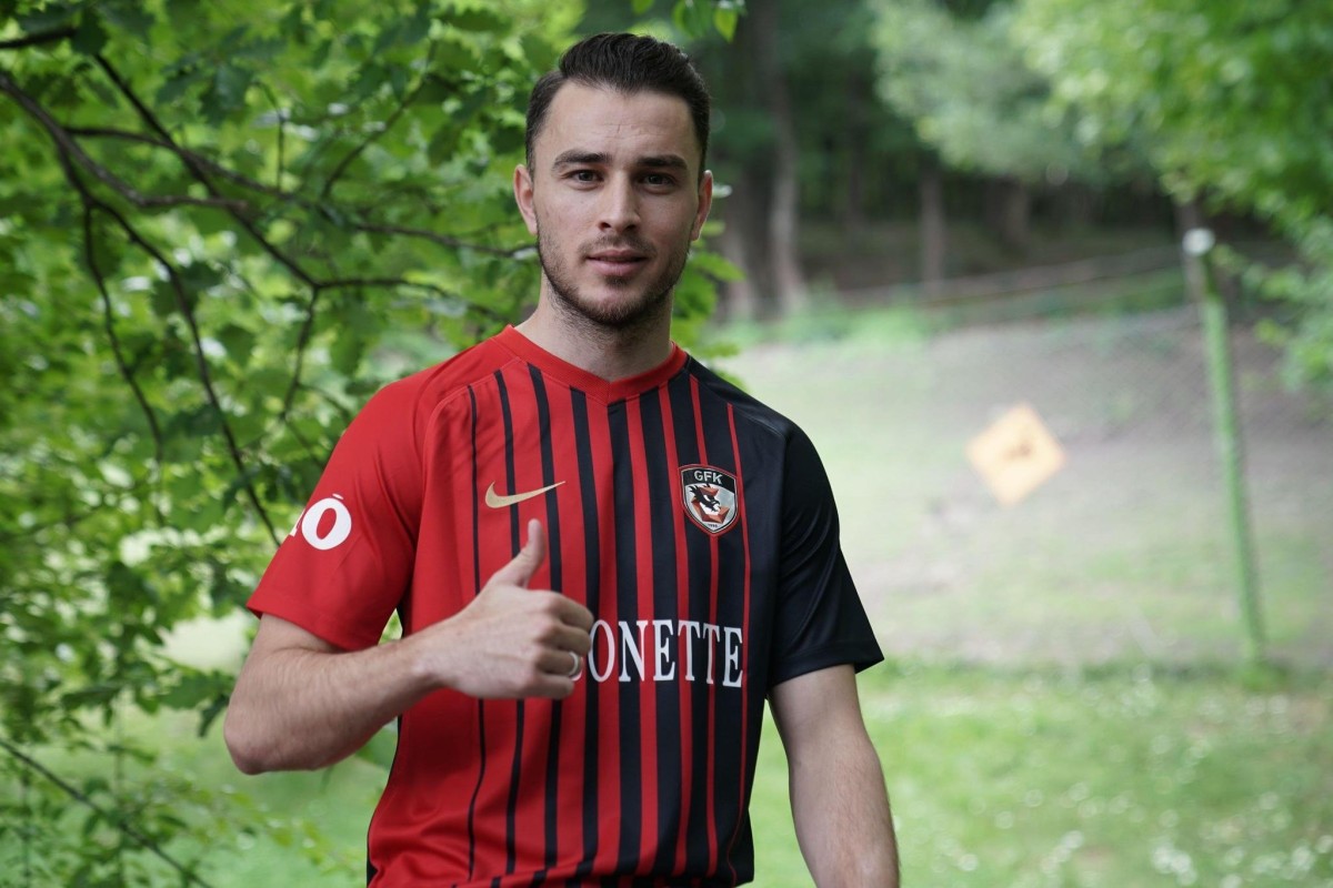 Çaykur Rizespor’ da Sırada Halil Var