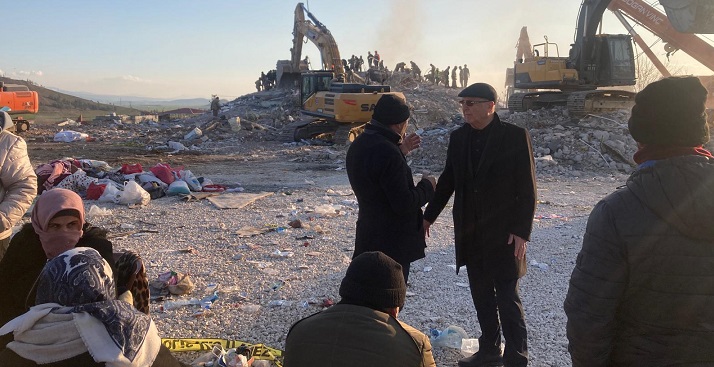 İYİ PARTİLİ SUBAŞI DEPREM BÖLGESİNDE