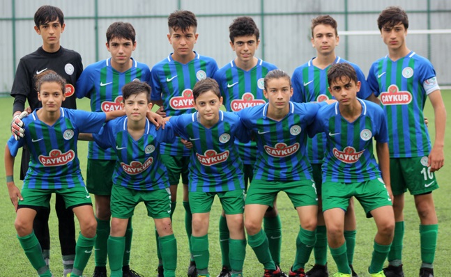 U-14 Çaykur Rizespor Evinde Rahat