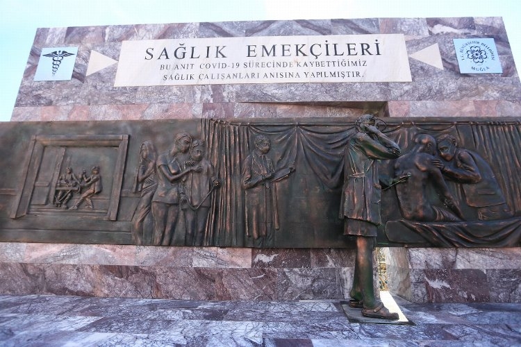 Muğla'da 'Sağlık Emekçileri' anıtlaştı