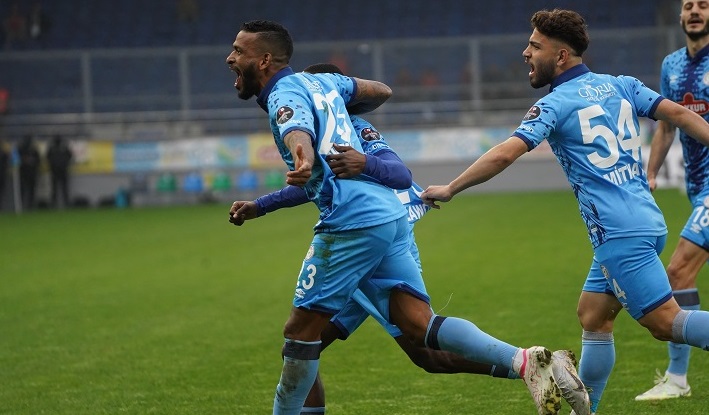 Çaykur Rizespor Zirve Aşkıyla Kazandı 3-1