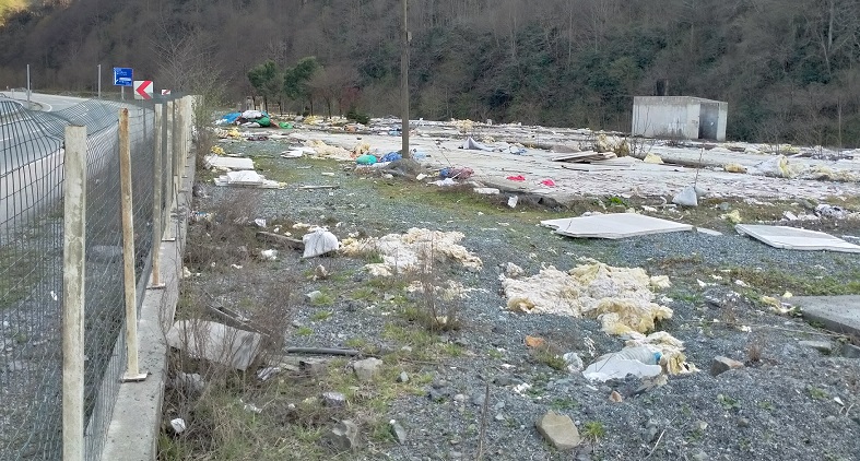 Rize’ye Yakışmayan Çirkin Görüntüyü Kaymakam Kaldırdı
