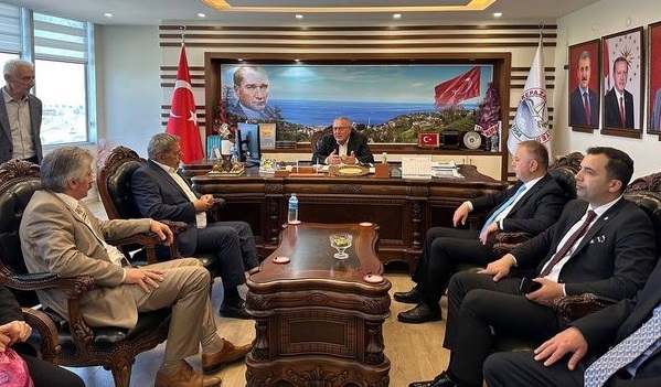  CHP' li Adaylar Derepazar Belediye Başkanı Selim Metin'e ziyaret