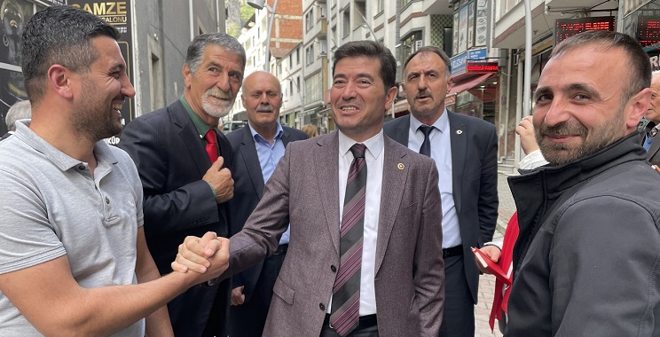 CHP’Lİ AHMET KAYA’DAN ÇAĞRI: “TÜRK SOMONU’NUN ÖNÜNÜ AÇIN”