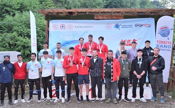 Rafting U19 Takımı Düzce’de Türkiye Şampiyonu Oldu