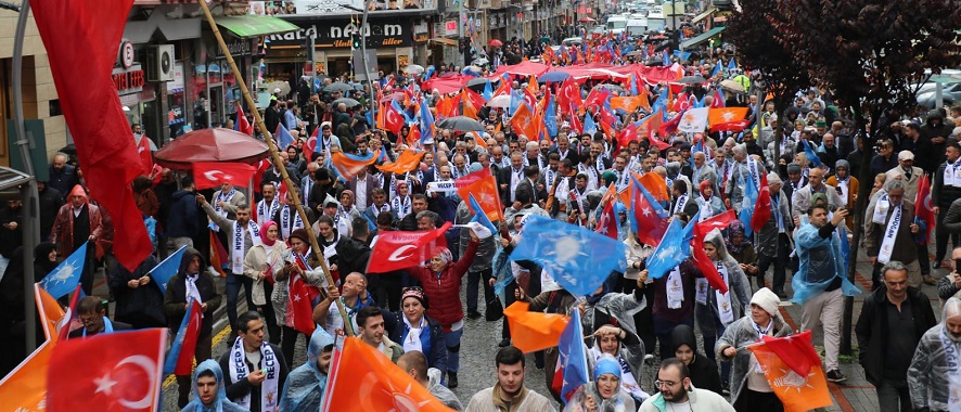 Ak Parti Rize’den Yoğun Katılımlı Sevgi Yürüyüşü