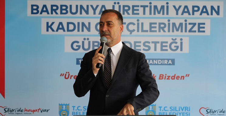 SİLİVRİLİ BARBUNYA ÜRETİCİSİ KADINLARA GÜBRE DESTEĞİ