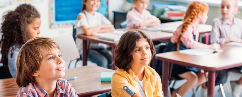 Rüyada Ders Çalışmak Ne demek? Rüyada Ders Dinlediğini Görmek Ne Anlama Geliyor?