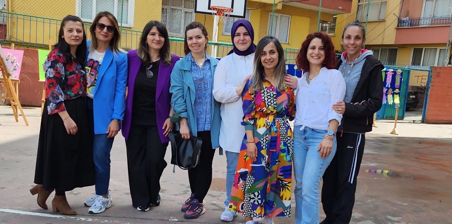 Rize Atatürk Ortaokulunda Englishart ile SMA’ ya İlaç Oldular