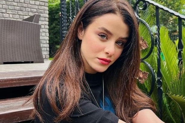 İlayda Alişan ile Oğulcan Engin aşk yaşıyor mu? Güzel oyuncu İlayda Alişan'a soruldu ve...