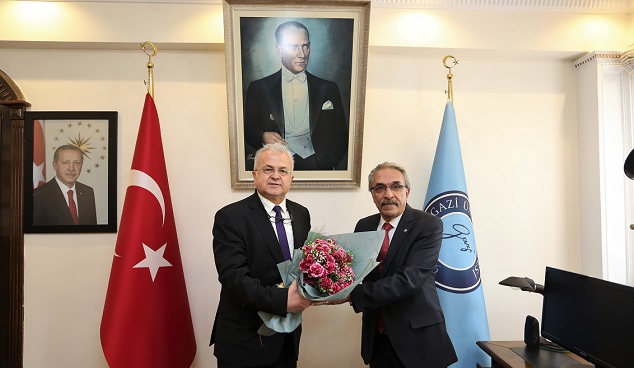 Prof Dr. Reşa Kasap Dekan Oldu
