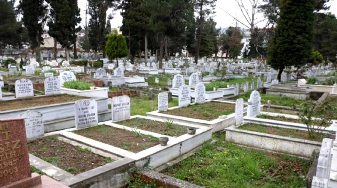 Rüyada Mezarlık Görmek Ne Anlama Gelir? Mezar Kazmak Ne Anlama Gelir?