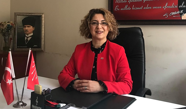 Dün 5.Katta Düşen CHP Eski Kadın Kolları Başkanı Nurdan Ardal Hayatını Kaybetti