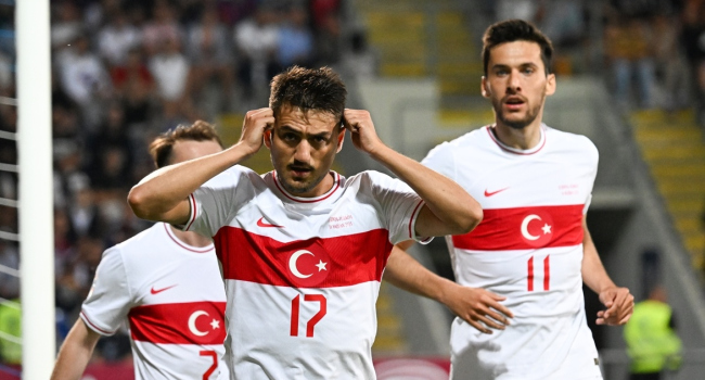 A Millilerden Letonya'da kritik galibiyet