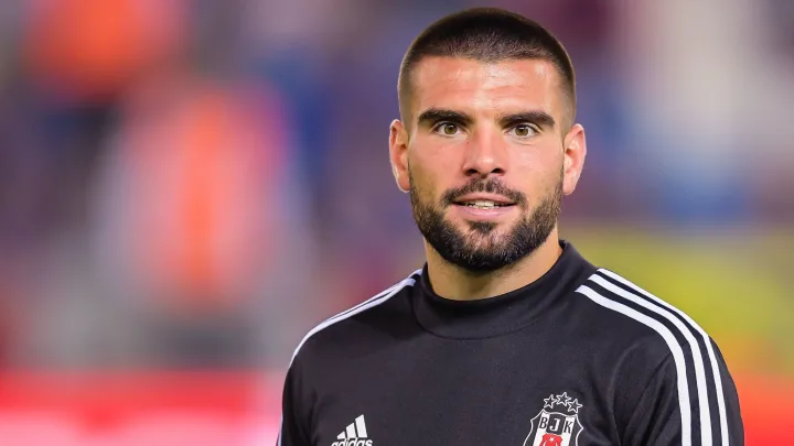 Pedro Rebocho Koptu Geliyor