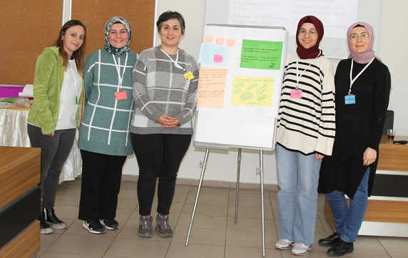 Sağlık çalışanlarına “Üreme ve Cinsel Sağlık Modüler Eğitimi” gerçekleştirildi